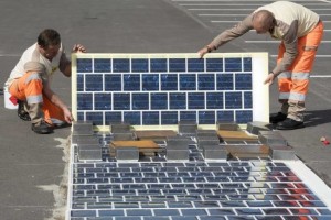 Francia plantea construir 1000 kilómetros de carreteras con paneles solares